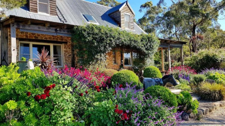Kookawood romantic cottage NSW